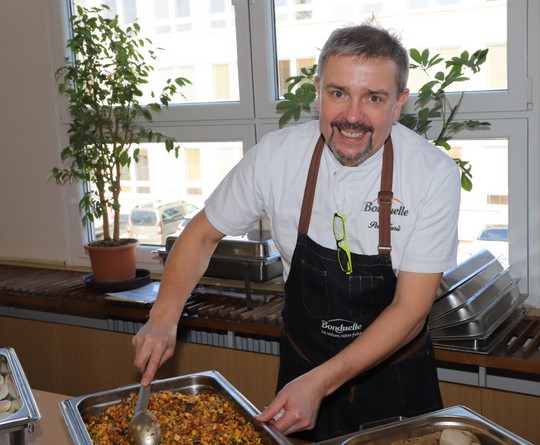 Oběd plný lahodné zeleniny – vaření se šéfkuchařem